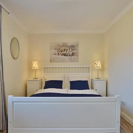 Bergstrasse 62 Bergstrasse 62 9 Timmendorfer Strand