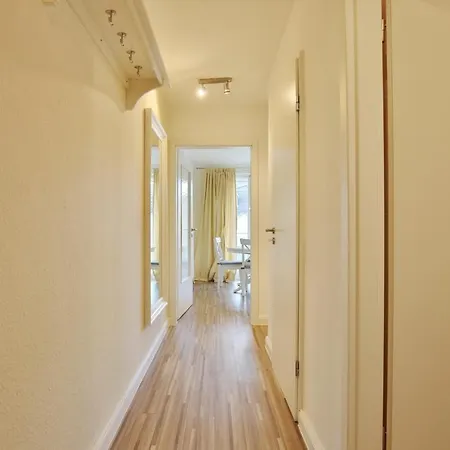 Bergstrasse 62 Bergstrasse 62 9 Lägenhet