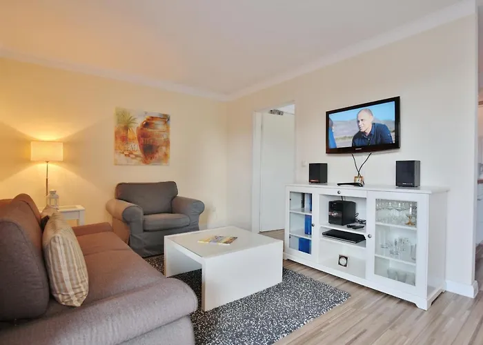 Bergstrasse 62 Bergstrasse 62 9 Apartment *